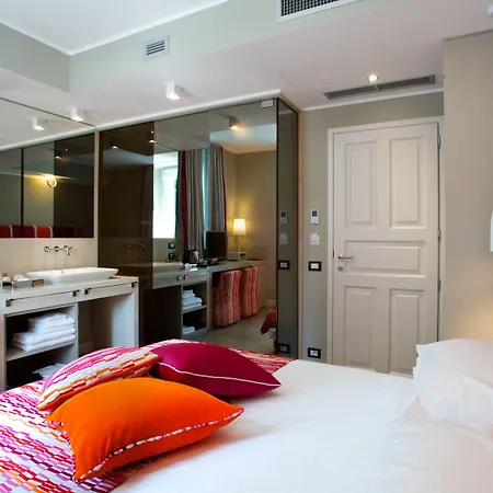 Fuori Porta House 4* Бергамо