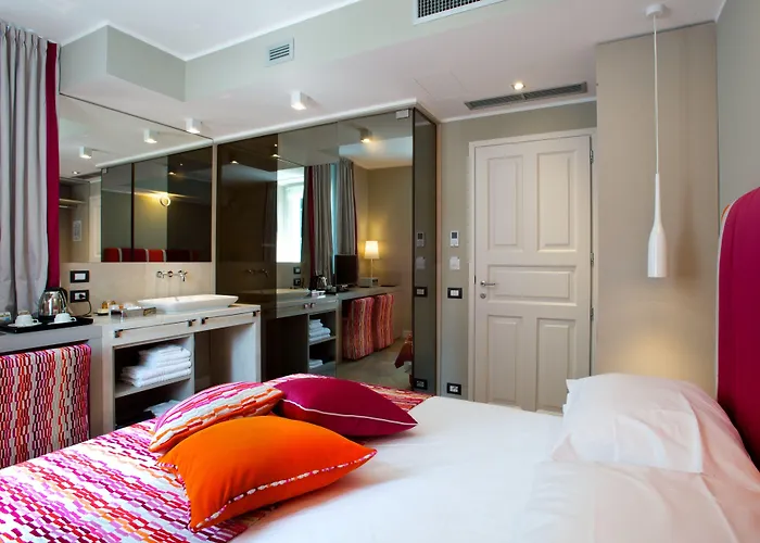 Fuori Porta House 4* Бергамо