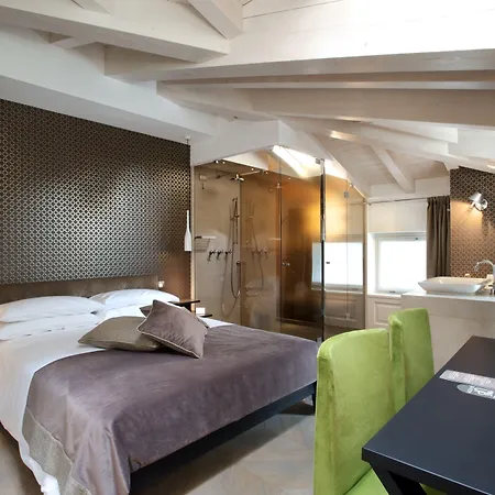 富力门之家旅馆 贝尔加莫