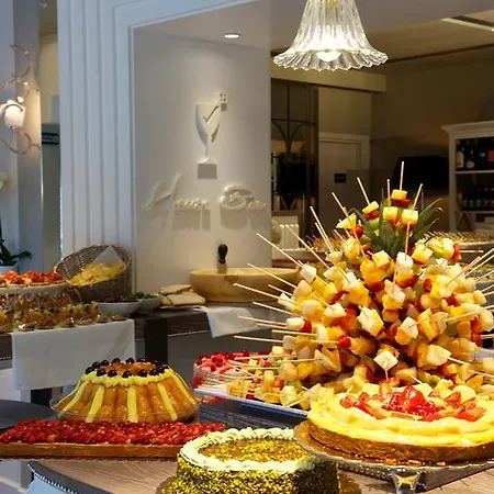 富力门之家旅馆 4* 贝尔加莫